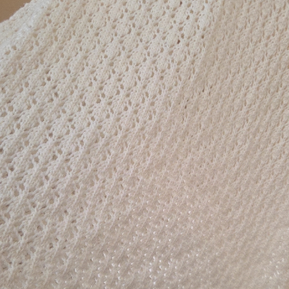 Meshki Cream Open Crochet Knit Top - Picture 7 of 9